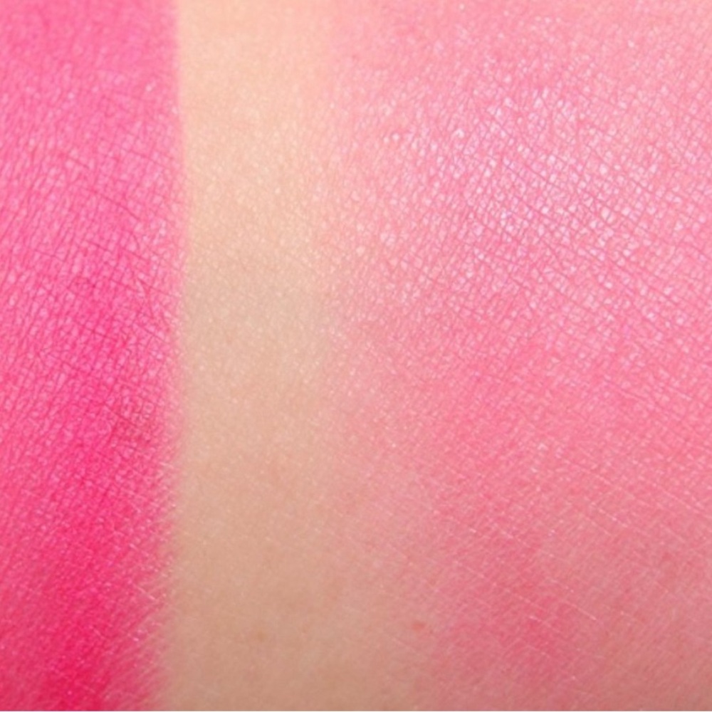 New MAC Cosmetics POWDER BLUSH Full Fuchsia bright intense, satin $25.00 - Picture 6 of 10